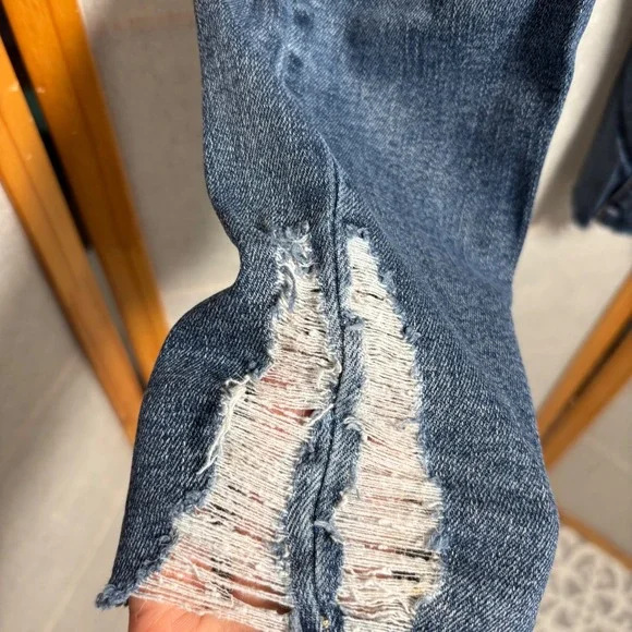 American Eagle Outfitters Womens High Waisted Skinny Jeans Blue Distressed Sz 2 - Picture 3 of 10